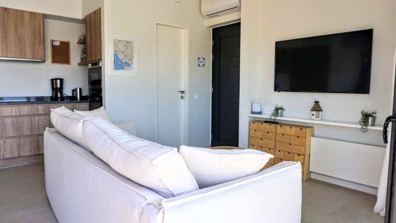 Villa Karma Palairos Luaran gambar